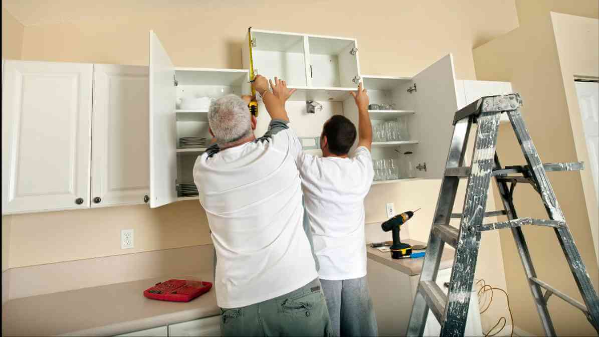 Effective Cockroach Bait and Cockroach Gel Bait Strategies - Cabinet Gaps